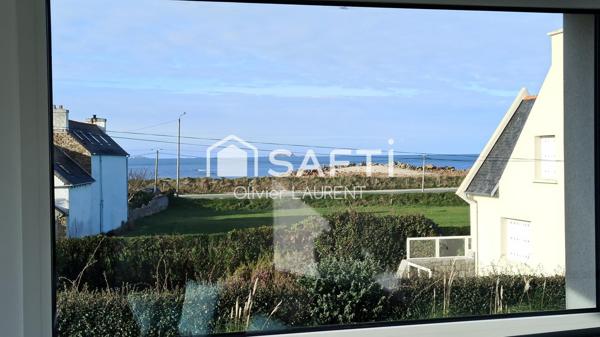 Jolie maison moderne à proximité directe de la mer...