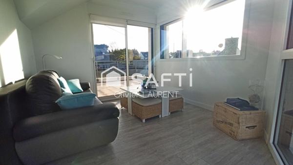 Jolie maison moderne à proximité directe de la mer...