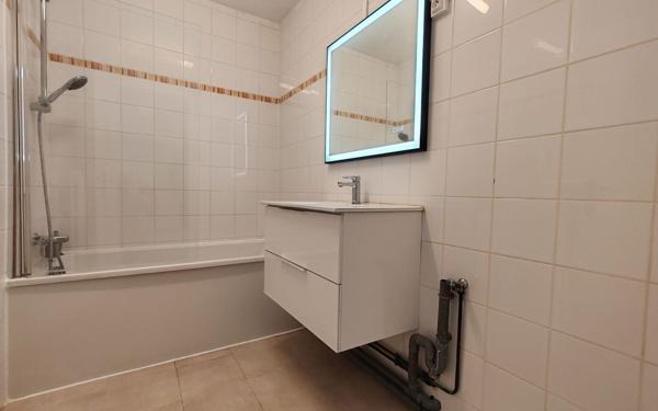 Appartement à vendre    3 pièces • 65,81 m2 Cergy