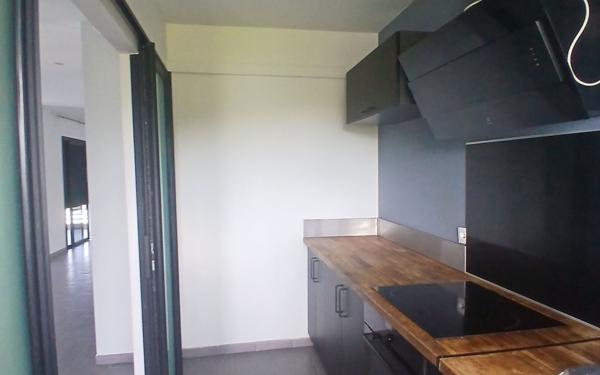 Maison à vendre    4 pièces • 106 m2 Petite-Île