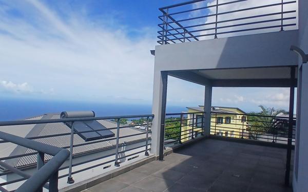 Maison à vendre    4 pièces • 106 m2 Petite-Île