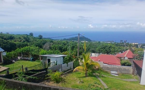 Maison à vendre    4 pièces • 106 m2 Petite-Île