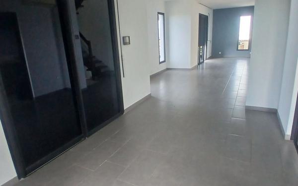 Maison à vendre    4 pièces • 106 m2 Petite-Île