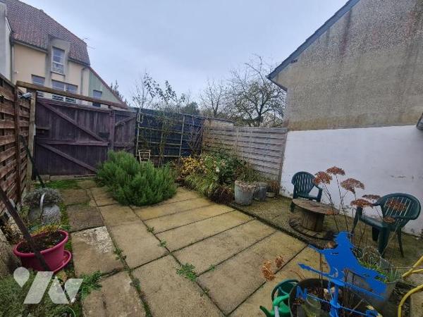 ABBEVILLE - Proche centre ville et de toutes les commodités, maison entièrement rénovée avec so...