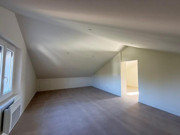 Maison Cabries 5 pièce(s) 134.72 , 4 chambres, terrain de 705m², proche des commodités, rénovation complète