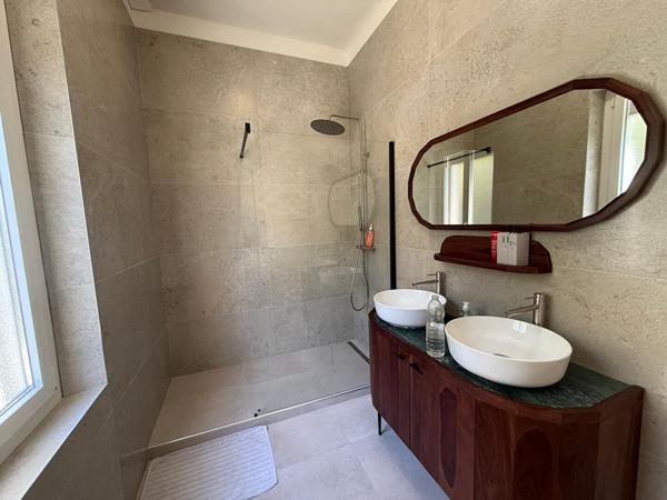 Maison Cabries 5 pièce(s) 134.72 , 4 chambres, terrain de 705m², proche des commodités, rénovation complète