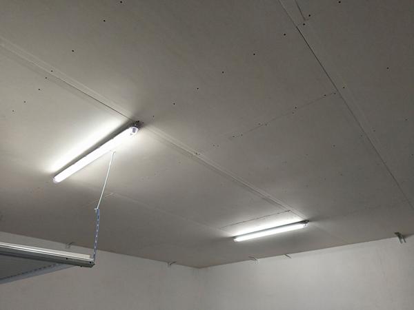 À louer ensemble de stockage surfaces de 25 À 39 M² à GROSLAY