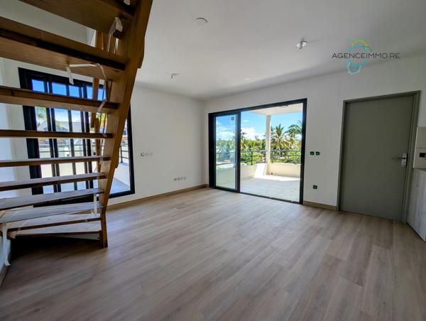 F4 neuf duplex de 87,75m2 avec varangues et terrasses à St Paul