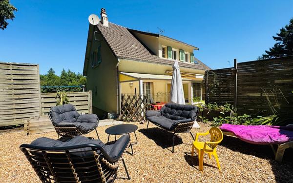 Maison à vendre    7 pièces • 141,30 m2 Gasville-Oisème