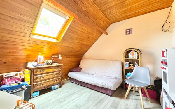 Maison à vendre    7 pièces • 141,30 m2 Gasville-Oisème