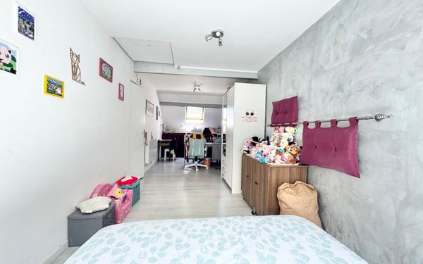 Maison à vendre    7 pièces • 141,30 m2 Gasville-Oisème