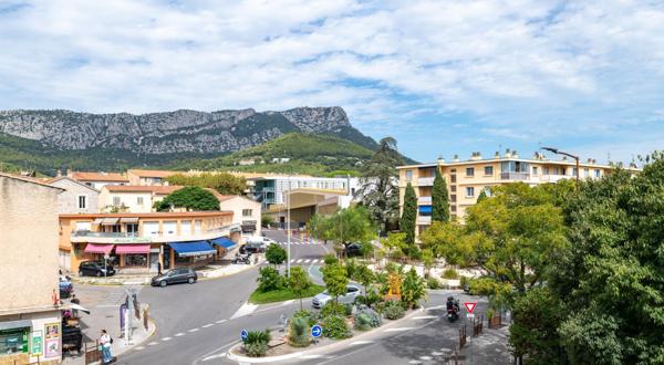 Rare sur le secteur. Centre Ville !