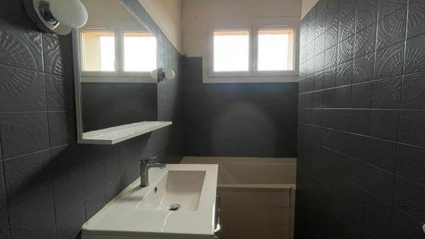 Appartement Gardanne 3 pièce(s) 68.47 m2
