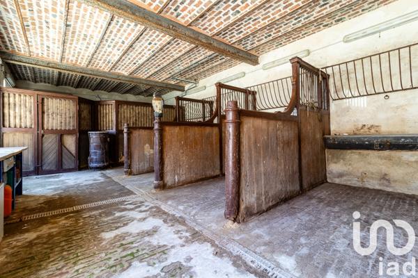 Maison à vendre 14 pièces 655 m² Guignes