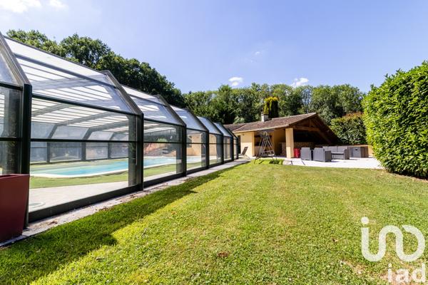 Maison à vendre 14 pièces 655 m² Guignes