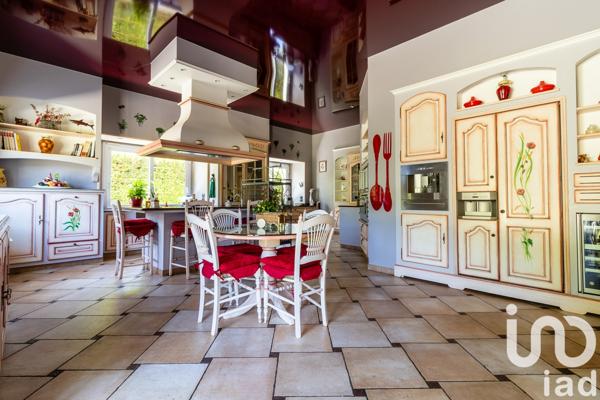 Maison à vendre 14 pièces 655 m² Guignes