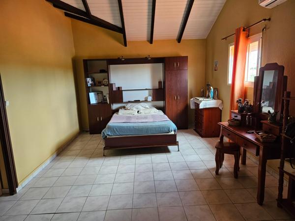 Dpt Guadeloupe (971), à vendre proche de Sainte Anne maison P6