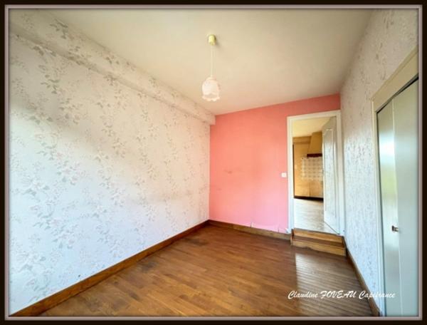 À vendre : Maison à Saint Gérand de Vaux (03) divisée en 2 logements