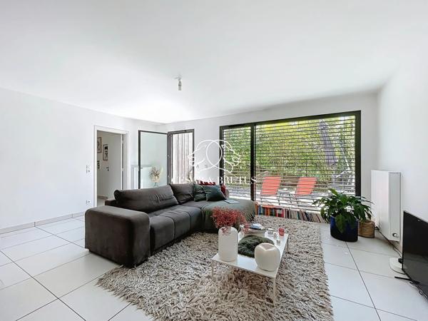 T3 de 76 m² en RDJ +cave + box double