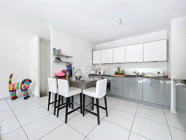 T3 de 76 m² en RDJ +cave + box double