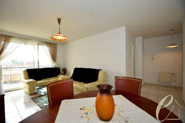 Saint Fons – Centre : T3 dernier étage rénové et meublé de 64.35 m² avec terrasse et grand garage