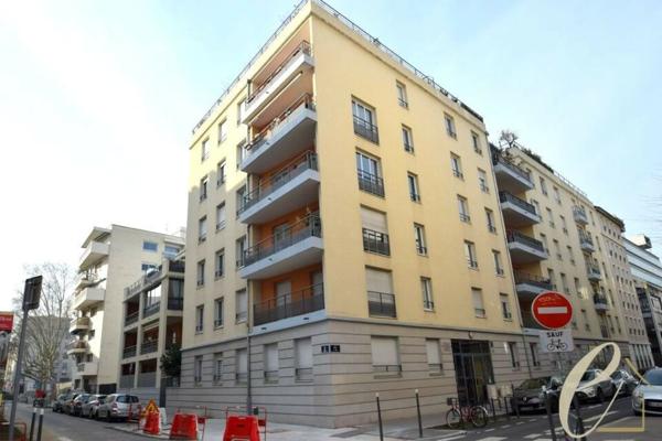LYON 3ème – Garibaldi : Appartement T3 meublé de 66 m² avec balcon et garage fermé
