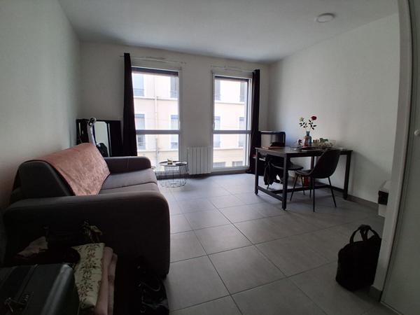 LOCATION MEUBLEE - Lyon 6ème arrondissement - Studio 23 m²