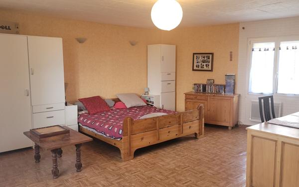 Maison à vendre    4 pièces •  Beaurepaire