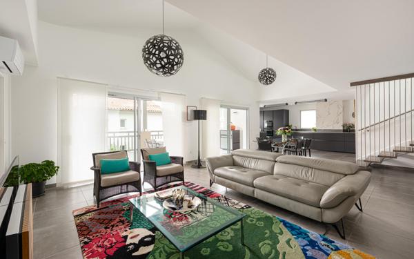 Appartement F4 à vendre  4 pièces - 143,45 m2 BIARRITZ - 64