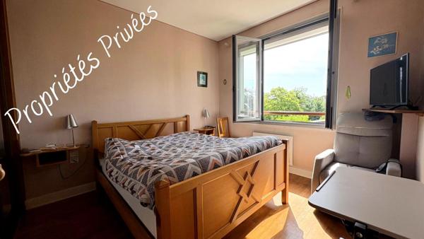 Maison La Chaussee Saint Victor 7 pièce(s) 80 m2