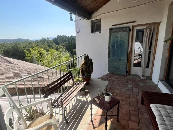 Ardèche SUD: Charmante maison de village en pierre avec terrasse