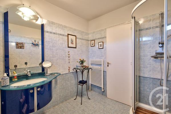 Appartement F4 à vendre  4 pièces - 105 m2 VILLEFRANCHE SUR MER - 06