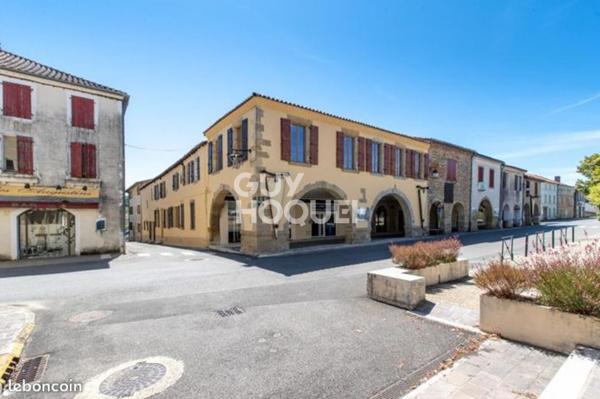 Appartement type T2 de 58 m2, loué