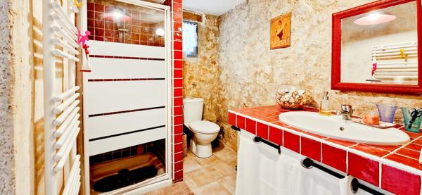 Maison en Pierre et dépendance