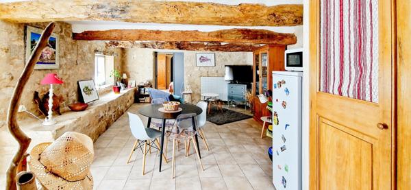 Maison en Pierre et dépendance