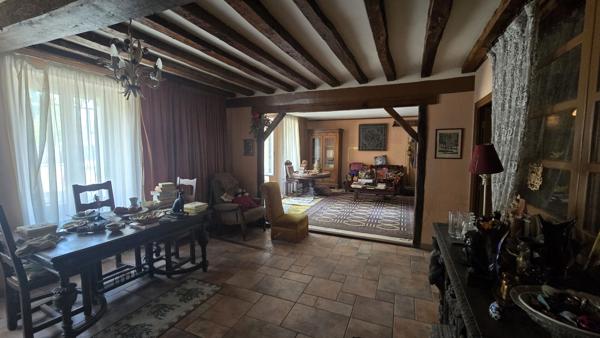 Maison à Vendre à Sourdun - 5 pièces + Grange terrain  1165 m²