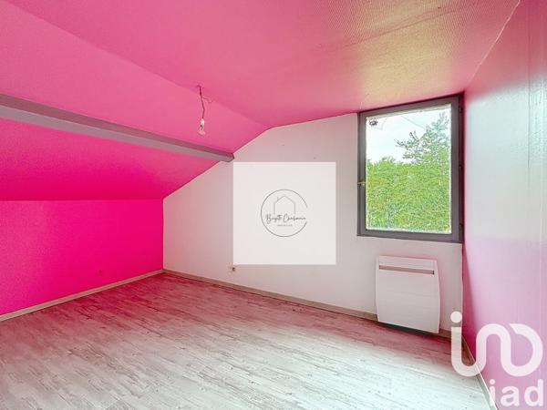 Maison 6 pièces de 120 m² à Crulai (61300)