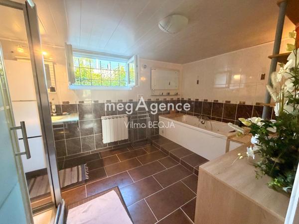 Maison à VERON, 89510 - 8 pièces 270m²