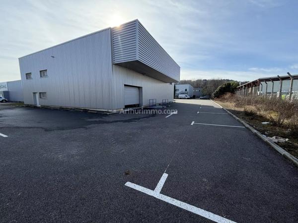 Location                                                      Local industriel
                        
                     10 pièces                      1000 m2                     à Épagny-Metz-Tessy