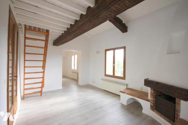 Appartement 3 pièces 75 m² , véranda, garage , 560 m²de jardin 