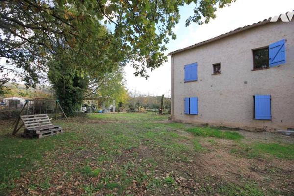Appartement 3 pièces 75 m² , véranda, garage , 560 m²de jardin 