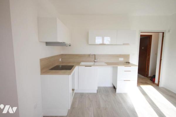 Appartement 3 pièces 75 m² , véranda, garage , 560 m²de jardin 