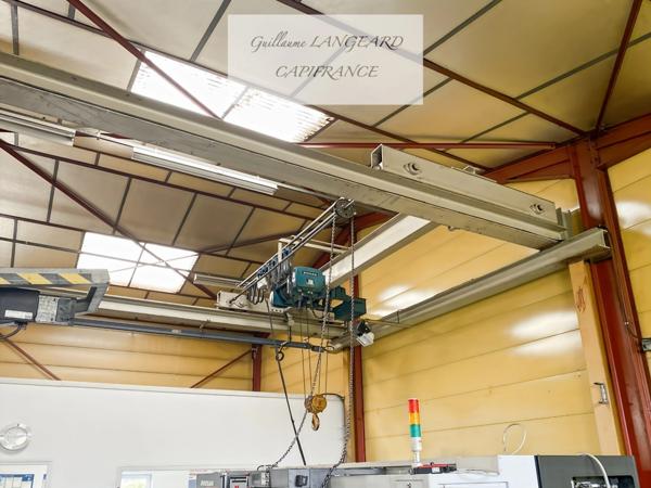 Local d'activités industriellles et bureaux - Oyonnax (01100) - 320 M2