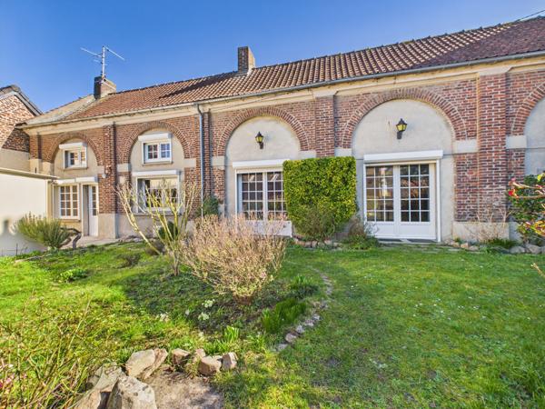 Maison 6 pièces - 190 m² Exclusivité efficity