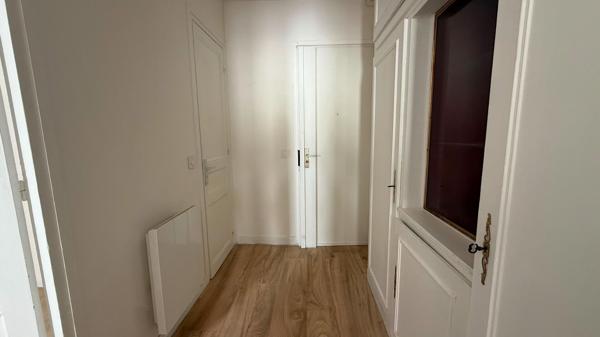 Appartement Paris 2 pièces 43 m2 - PARIS 17  GUY MÔQUET