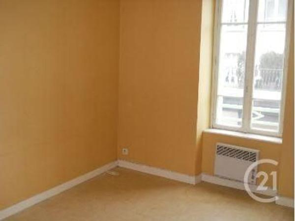 Maison à vendre  5 pièces - 85 m2 MONTAIGUT EN COMBRAILLE - 63