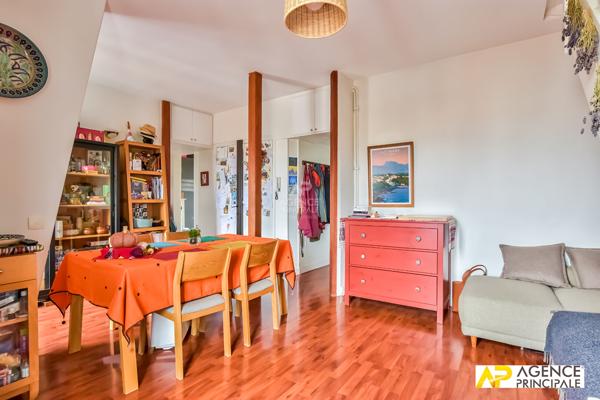 Appartement Maisons - Laffitte - 5 pièces Loyer 2 000 €/mois charges comprises **  - Référence  4668