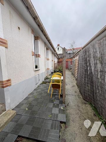 VENTE APPARTEMENT STUDIO - QUARTIER MELLINET - SAINTE-ANNE