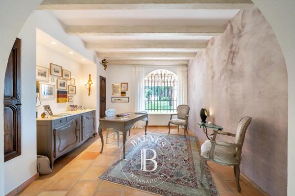 Cannes, Villa 6 Chambres -  351 m² à vendre