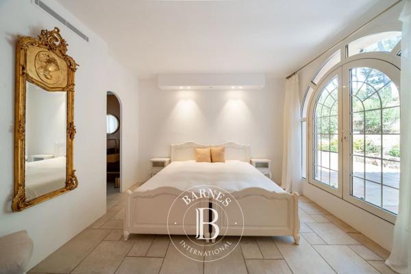 Cannes, Villa 6 Chambres -  351 m² à vendre